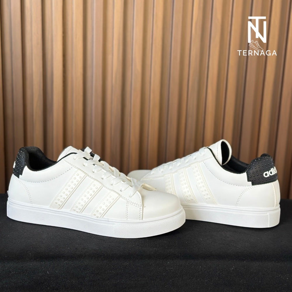 SNEAKER TRIPLE WHITE